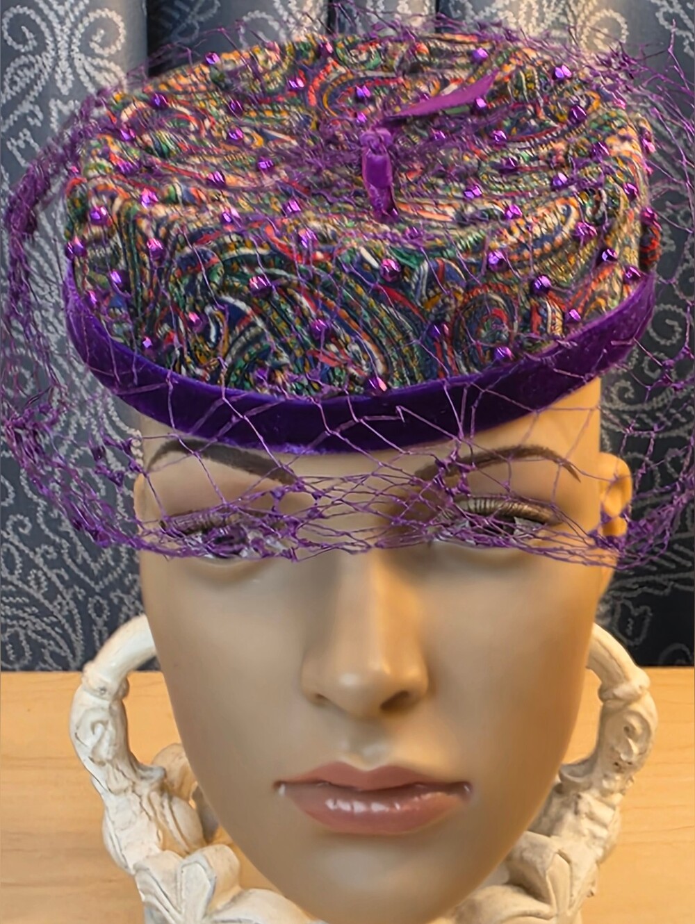 ​Vintage 1950s Skol Nips Purple Paisley Pillbox Hat & Birdcage Veil Union Made